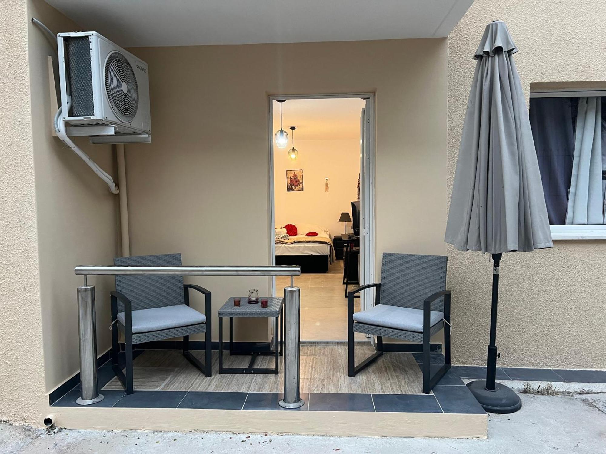 Charalambous Apartment Paphos Exterior photo